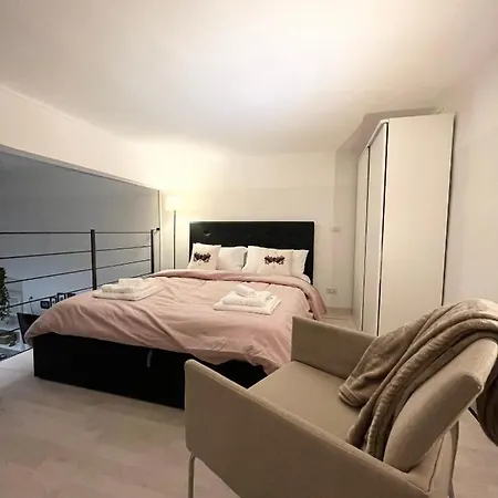Daire Loft Moderno A 10 Min Dal Centro