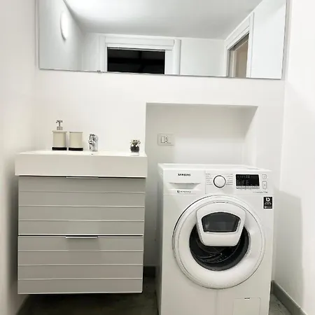 Apartment Loft Moderno A 10 Min Dal Centro *
